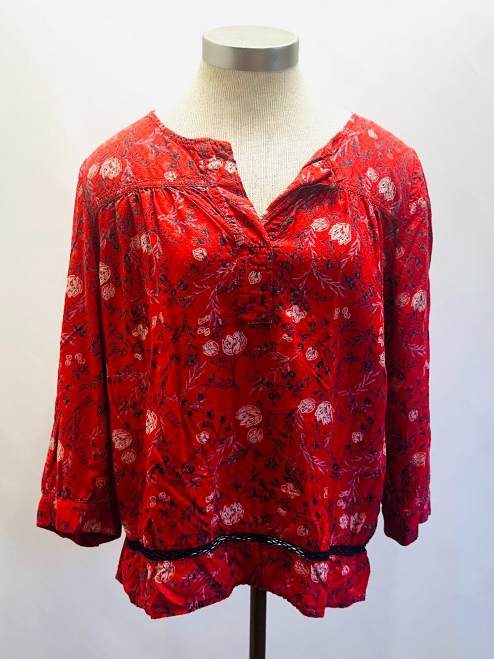 CASLON Women Long Sleeve Pullover V-Neck Floral Red Casual Shirt Size Small
